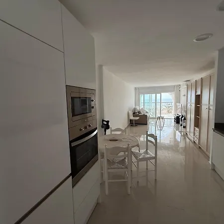 Apartamento Awaydays - 72 - Ocean View Ampuriabrava